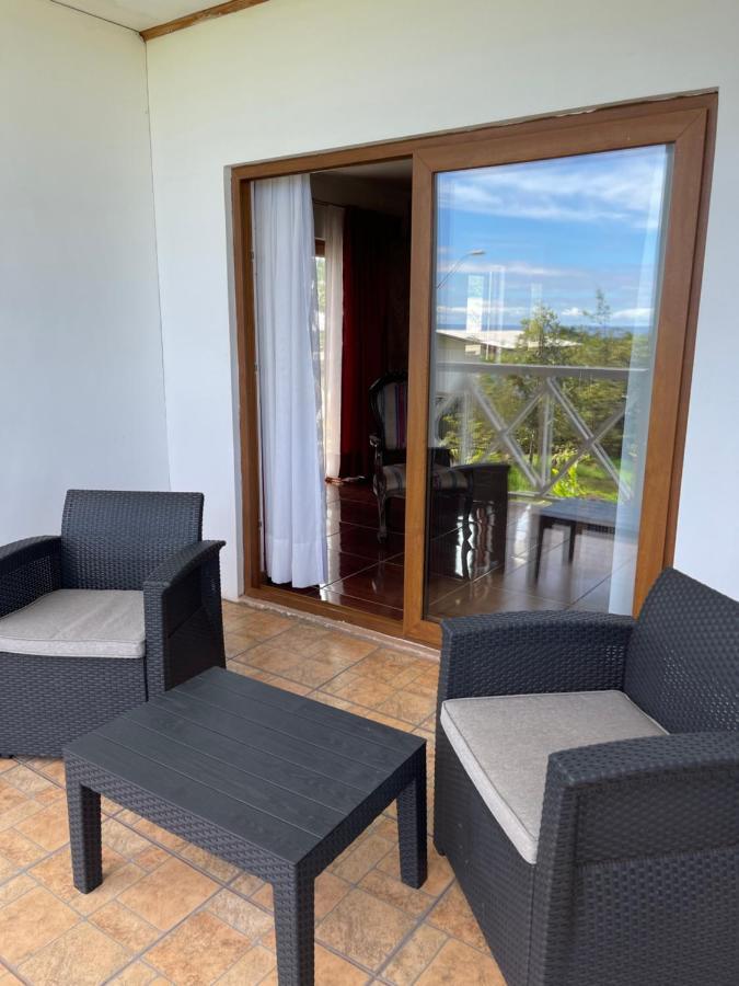Teanehi Bed&Breakfast Hanga Roa Exterior foto
