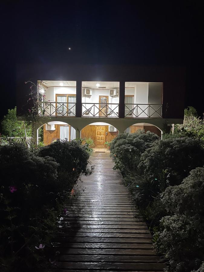 Teanehi Bed&Breakfast Hanga Roa Exterior foto