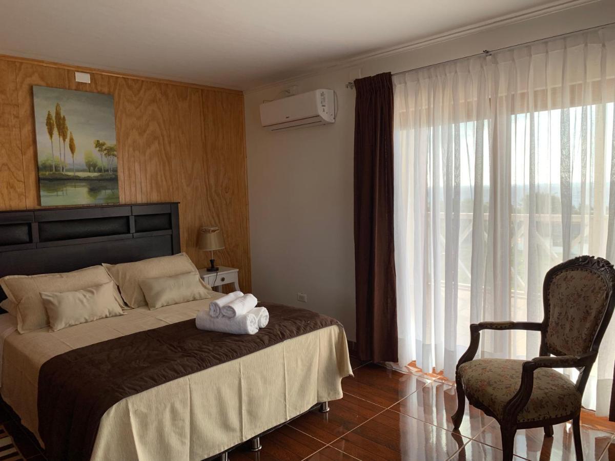 Teanehi Bed&Breakfast Hanga Roa Exterior foto