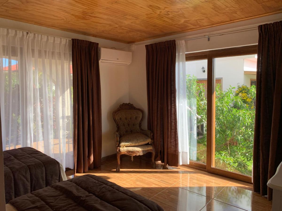 Teanehi Bed&Breakfast Hanga Roa Exterior foto